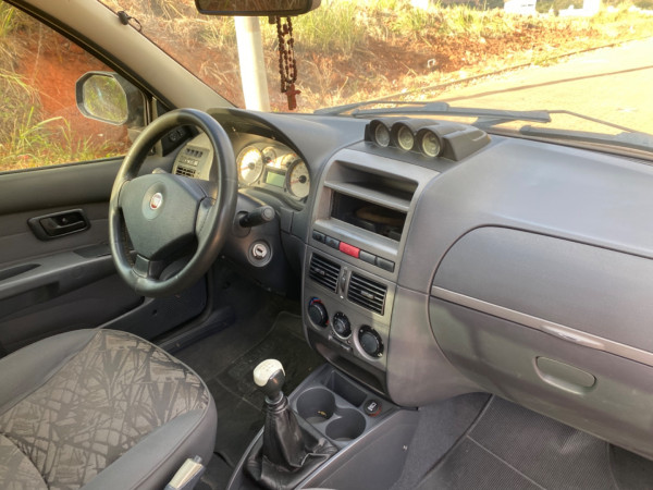 Strada 1.8 16V FLEX ADVENTURE LOCKER CABINE ESTENDIDA