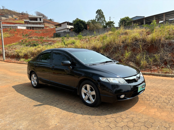 Civic 1.8 16V 4P FLEX LXL