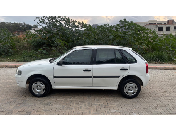 VOLKSWAGEN Gol 1.0 4P G4 PLUS FLEX