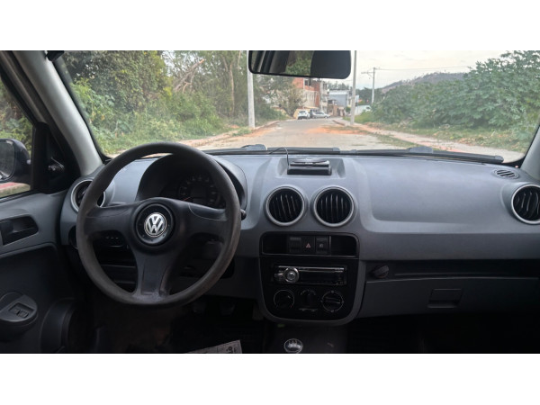 VOLKSWAGEN Gol 1.0 4P G4 PLUS FLEX