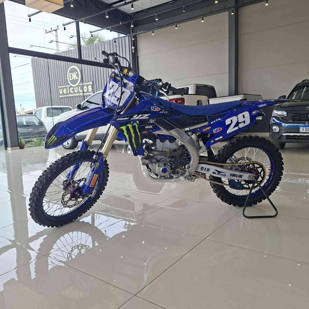 YZ 250 Modelo sem Versão