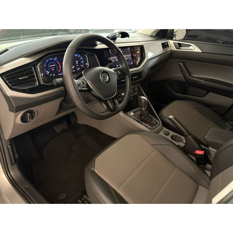 Virtus 1.0 4P 200 TSI FLEX HIGHLINE AUTOMÁTICO