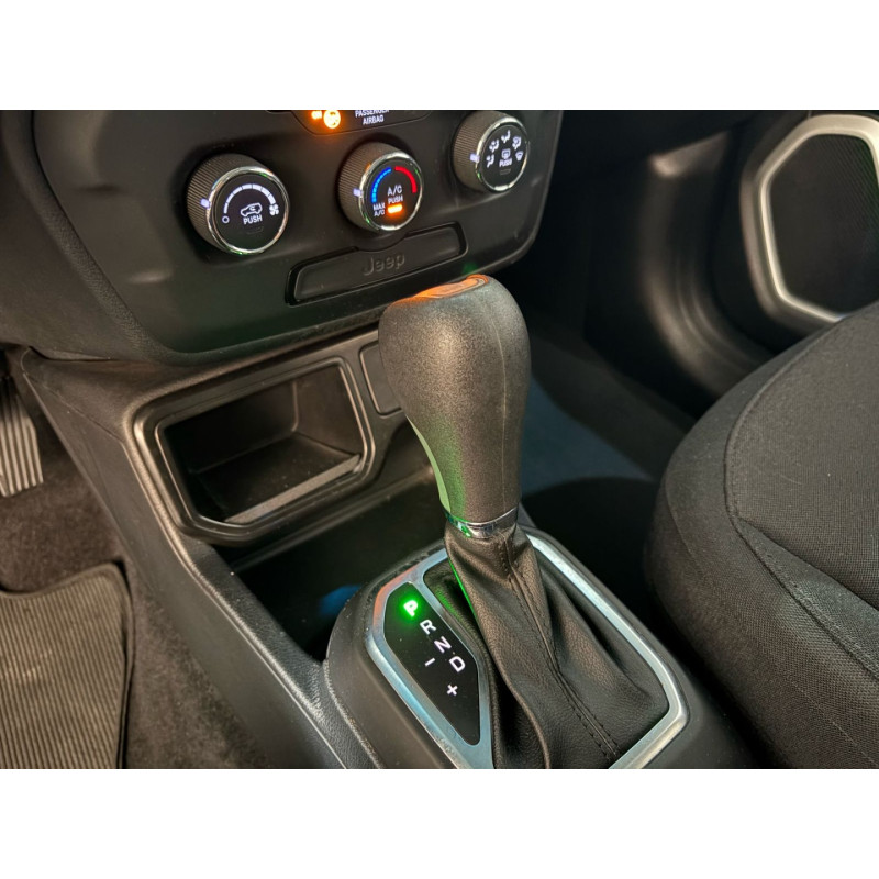 Renegade 1.8 16V 4P FLEX AUTOMÁTICO