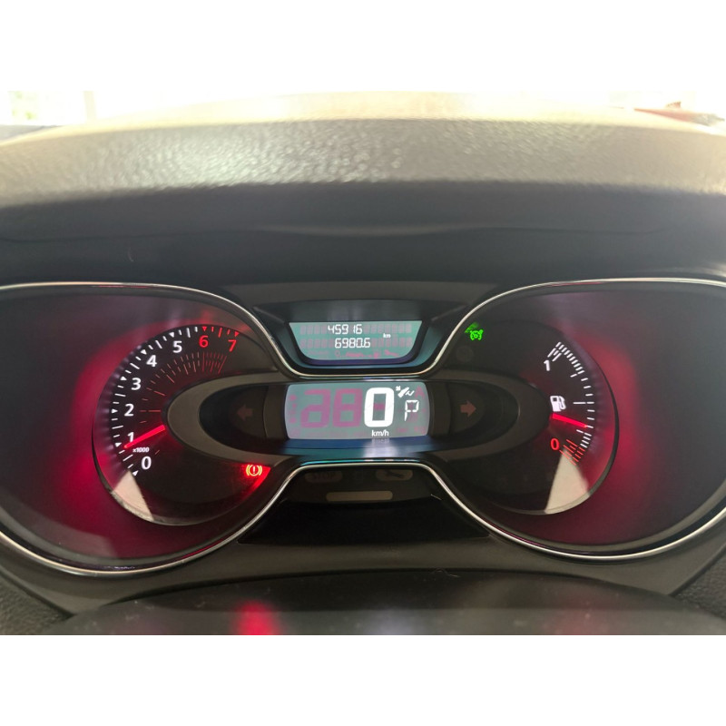 Captur 1.6 16V 4P FLEX SCE LIFE X-TRONIC CVT