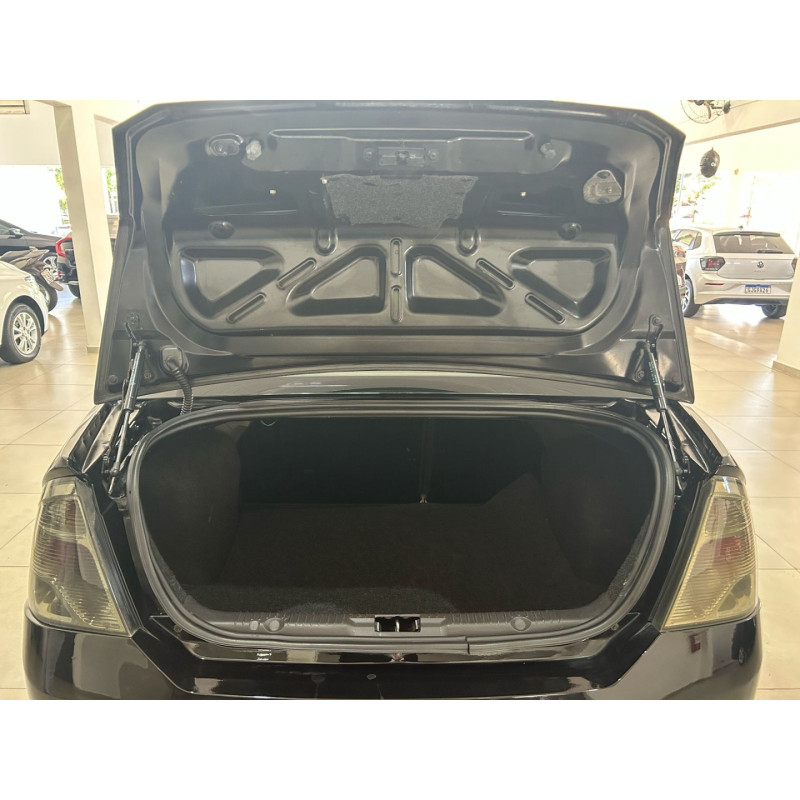 Fiesta Sedan 1.6 4P SE FLEX