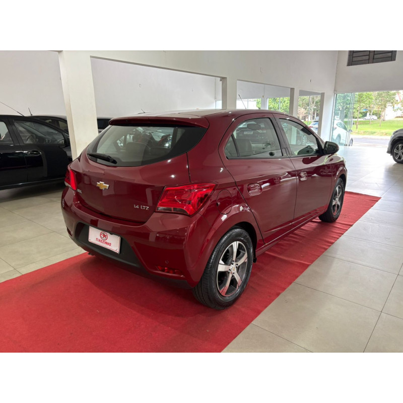 CHEVROLET Onix Hatch 1.4 4P FLEX LTZ