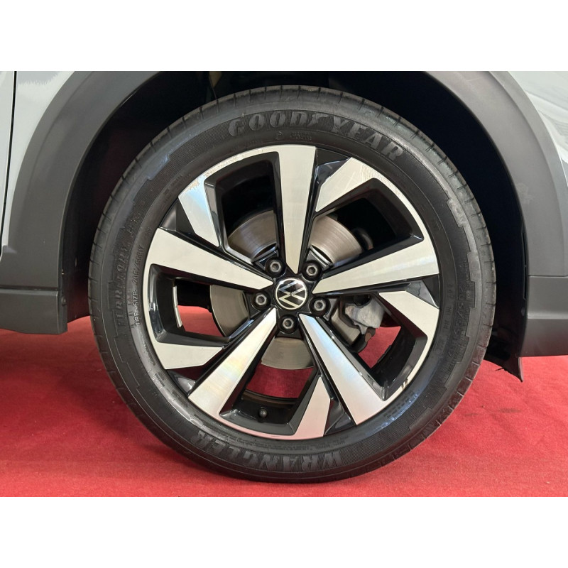 Nivus 1.0 4P FLEX 200 TSI HIGHLINE TURBO AUTOMÁTICO