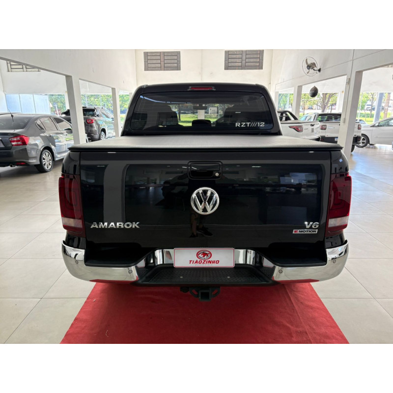 VOLKSWAGEN Amarok 3.0 V6 CABINE DUPLA HIGHLINE 4X4 TURBO INTERCOOLER AUTOMÁTICO