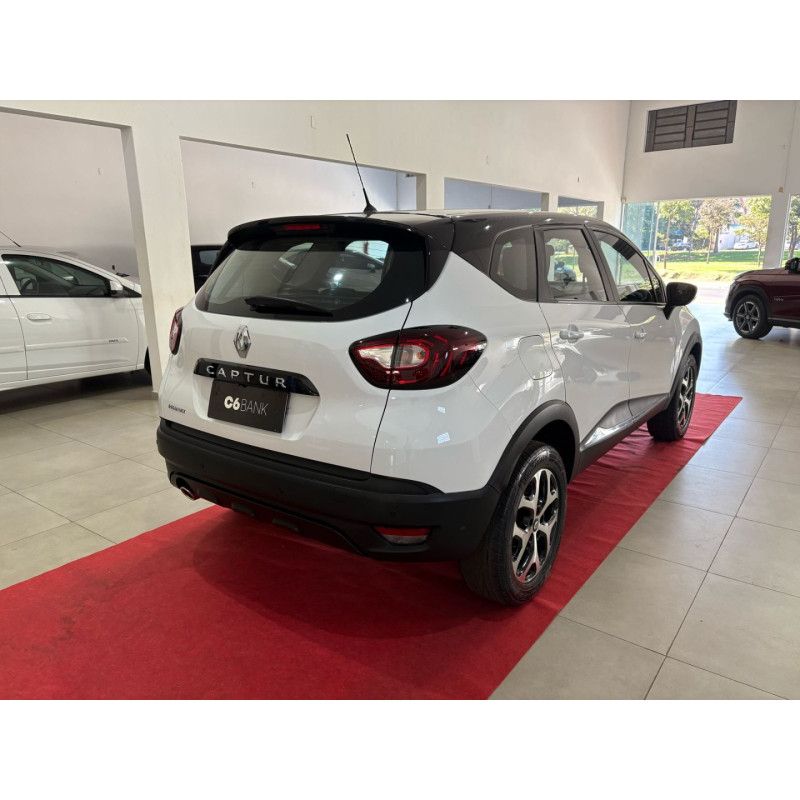 Captur 1.6 16V 4P FLEX SCE LIFE X-TRONIC CVT