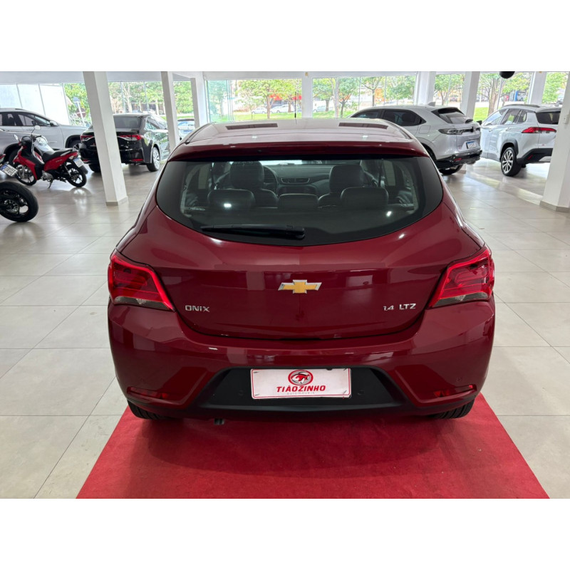 CHEVROLET Onix Hatch 1.4 4P FLEX LTZ