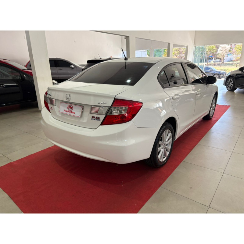 Civic 2.0 16V 4P FLEX LXR AUTOMÁTICO