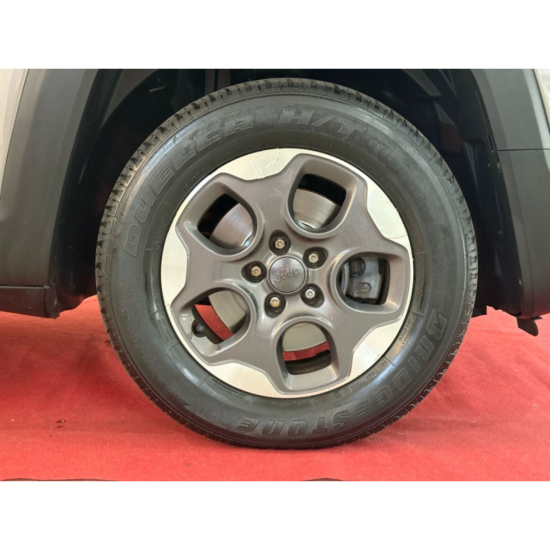 Renegade 1.8 16V 4P FLEX AUTOMÁTICO