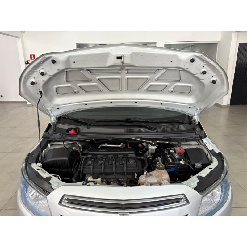 Onix Hatch 1.4 4P FLEX LT AUTOMÁTICO