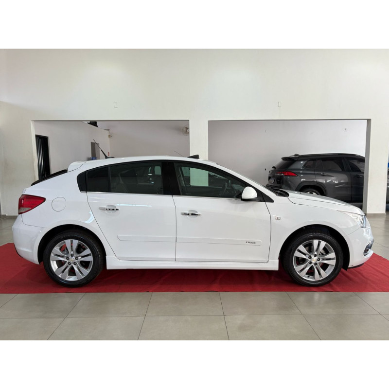 Cruze Hatch 1.8 16V 4P LTZ SPORT6 FLEX AUTOMÁTICO
