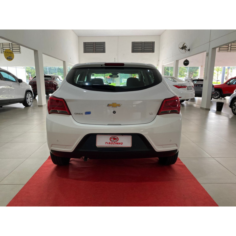 Onix Hatch 1.0 4P FLEX LT