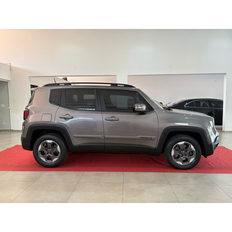Renegade 1.8 16V 4P FLEX AUTOMÁTICO