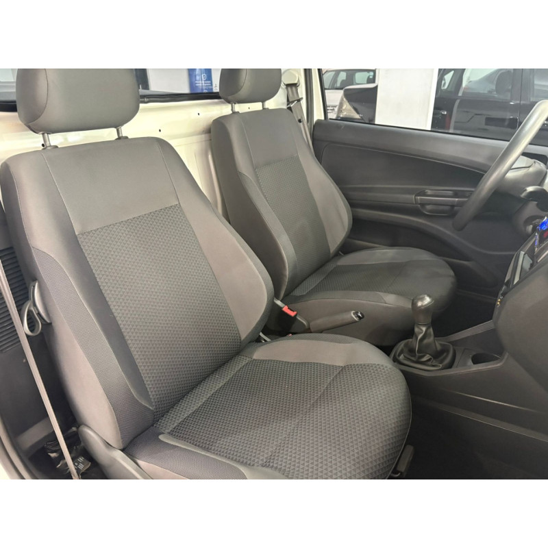 VOLKSWAGEN Saveiro 1.6 16V FLEX MSI ROBUST CABINE SIMPLES