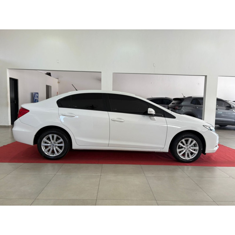 Civic 2.0 16V 4P FLEX LXR AUTOMÁTICO