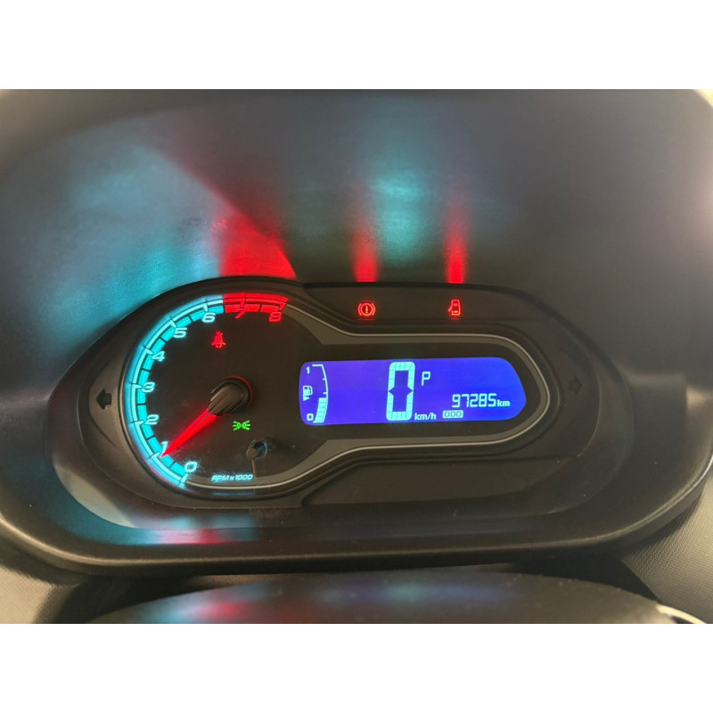 Onix Hatch 1.4 4P FLEX LT AUTOMÁTICO