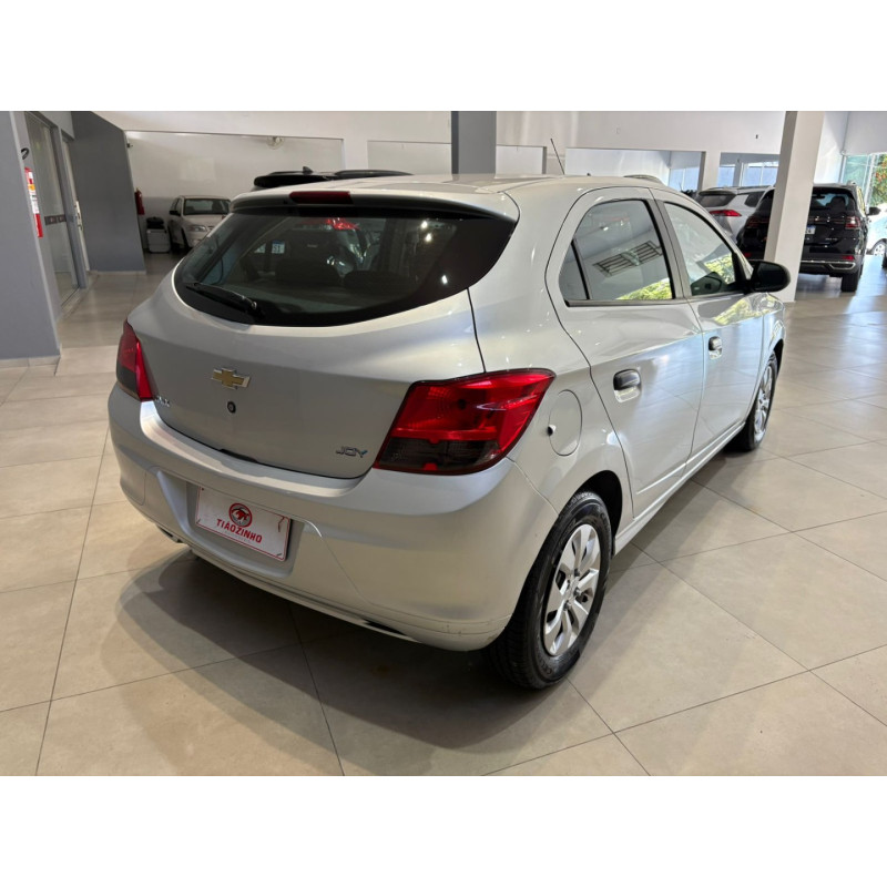 CHEVROLET Onix Hatch 1.0 4P FLEX JOY