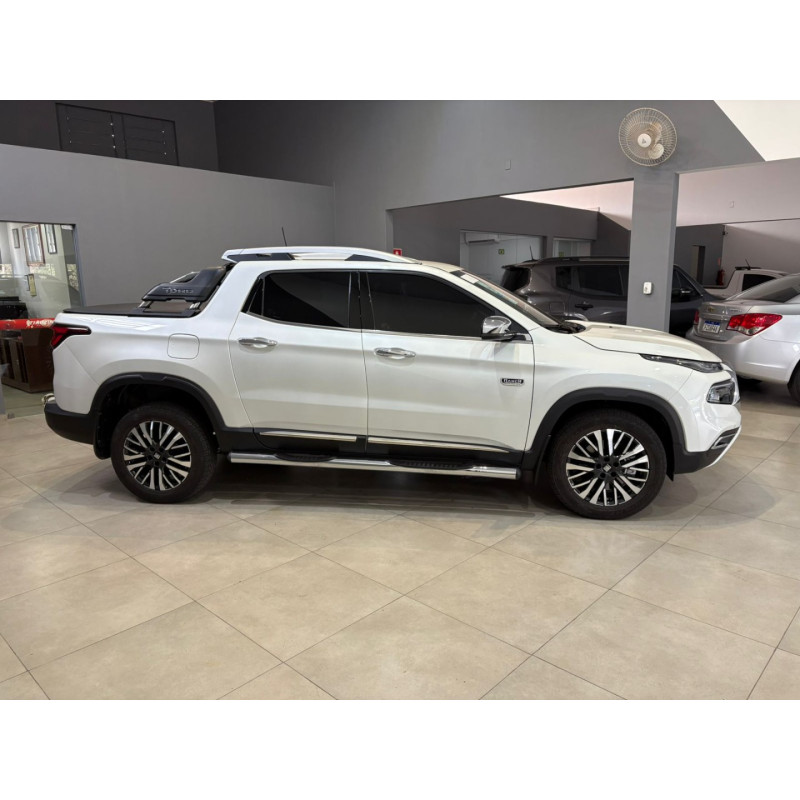FIAT Toro 2.2 16V 4P 4WD RANCH TURBO DIESEL AUTOMÁTICO