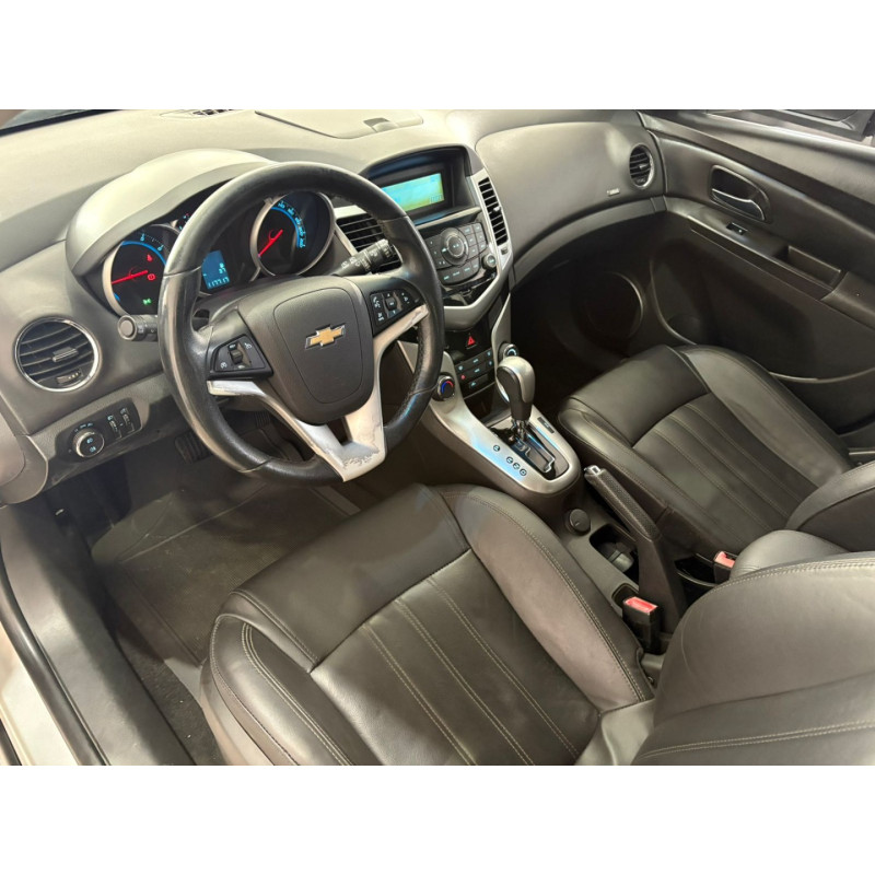 CHEVROLET Cruze Hatch 1.8 16V 4P LT SPORT6 FLEX AUTOMÁTICO