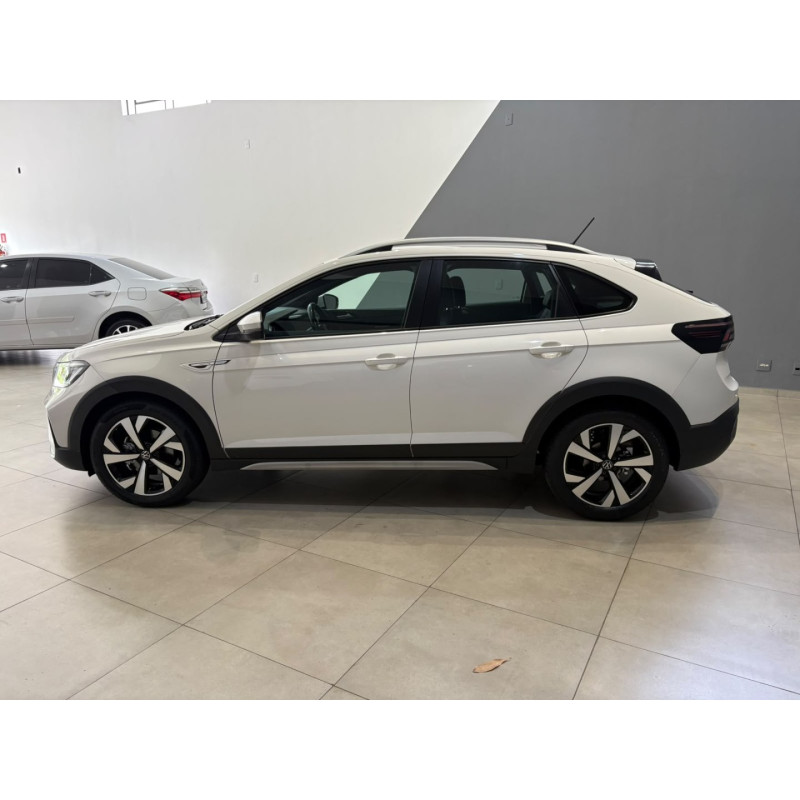 VOLKSWAGEN Nivus 1.0 4P FLEX 200 TSI HIGHLINE TURBO AUTOMÁTICO