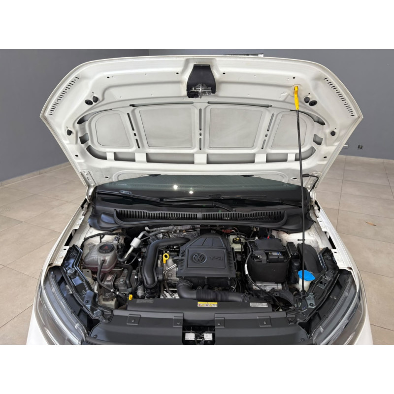 VOLKSWAGEN Nivus 1.0 4P FLEX 200 TSI HIGHLINE TURBO AUTOMÁTICO