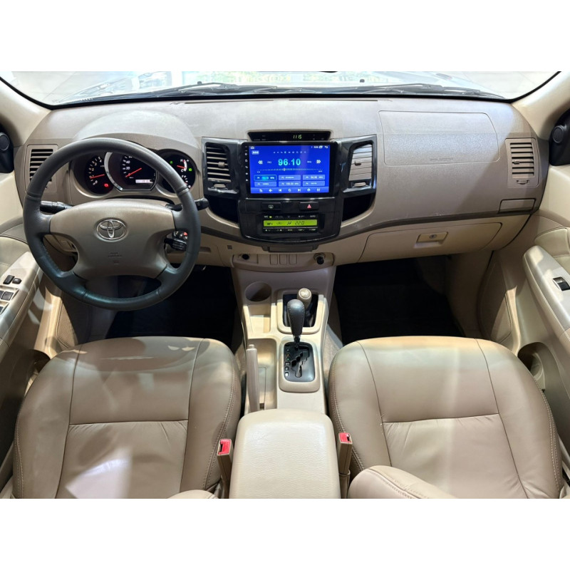 TOYOTA Hilux SW4 3.0 16V 4P SRV 4X4 TURBO DIESEL AUTOMÁTICO