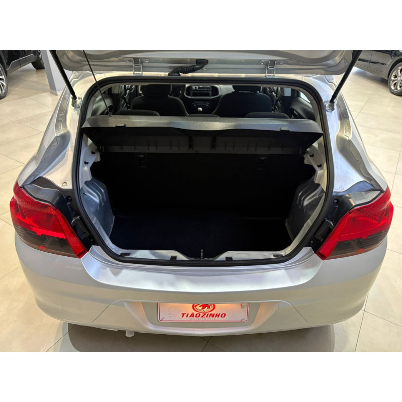 CHEVROLET Onix Hatch 1.0 4P FLEX JOY