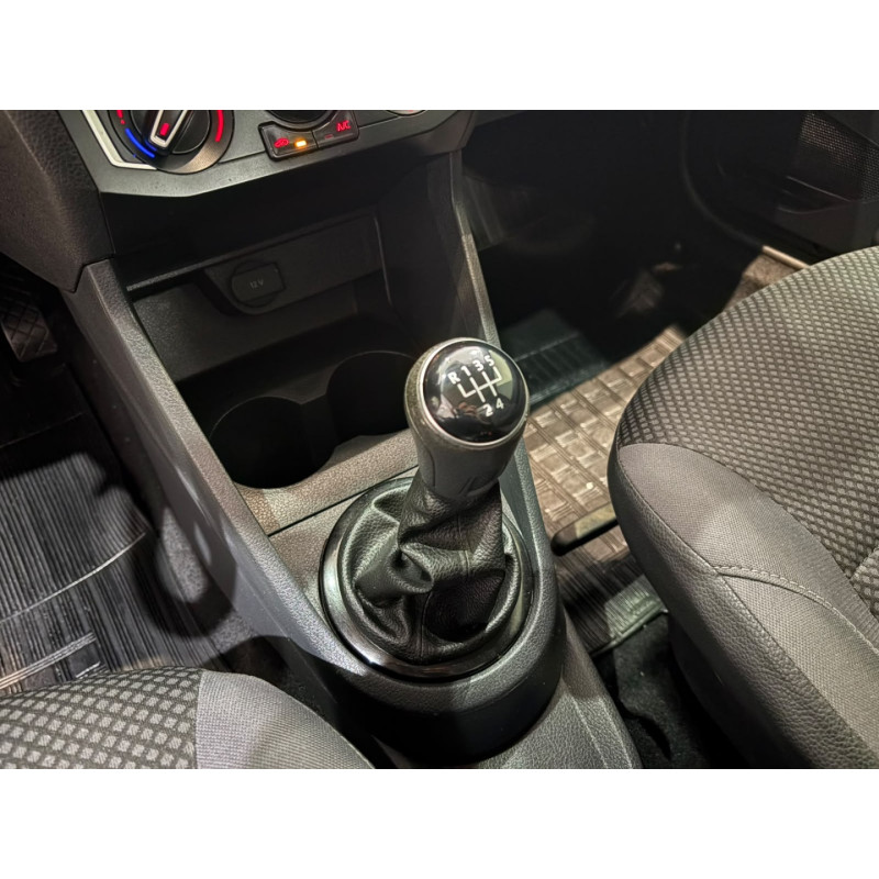 VOLKSWAGEN Saveiro 1.6 G7 CABINE SIMPLES TRENDLINE FLEX