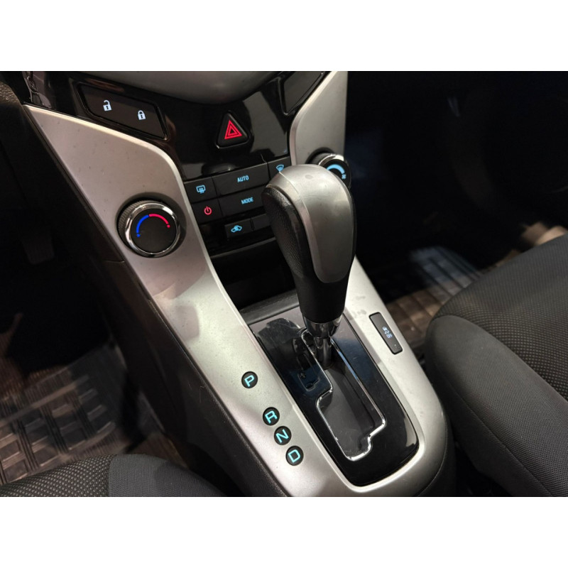 CHEVROLET Cruze Sedan 1.8 16V 4P LT ECOTEC FLEX