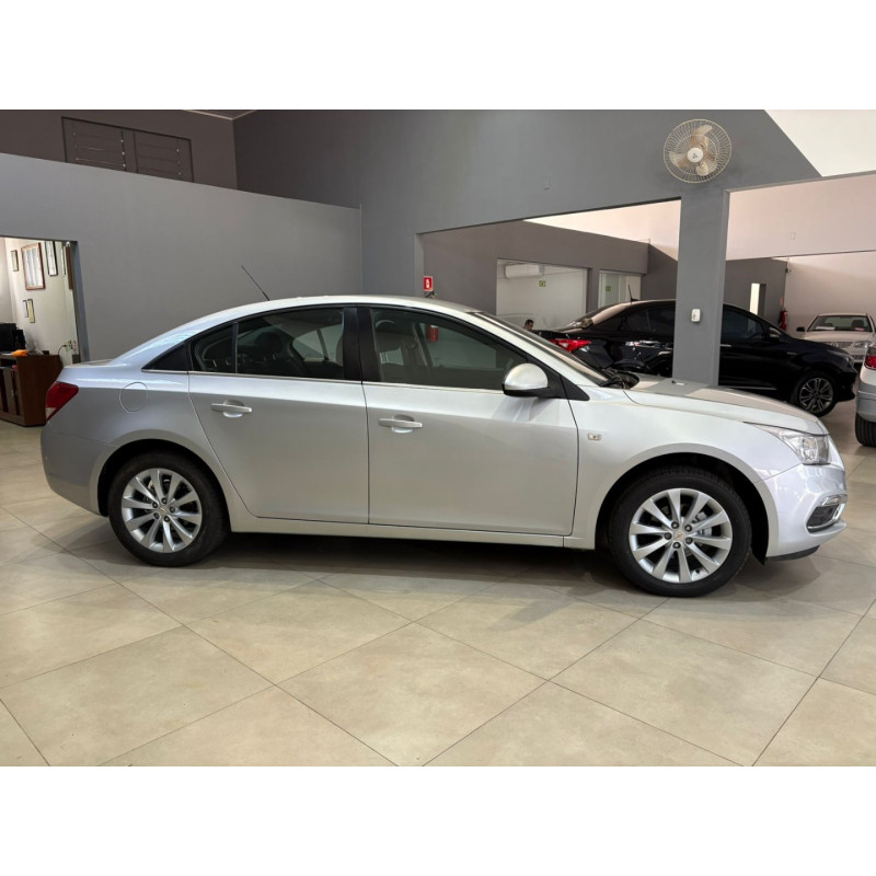 CHEVROLET Cruze Sedan 1.8 16V 4P LT ECOTEC FLEX