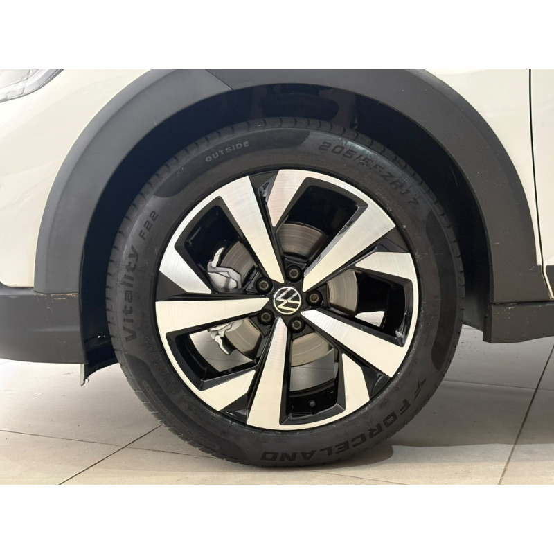 VOLKSWAGEN Nivus 1.0 4P FLEX 200 TSI HIGHLINE TURBO AUTOMÁTICO