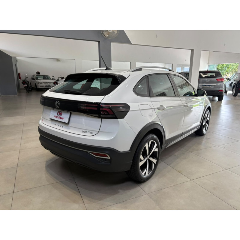 VOLKSWAGEN Nivus 1.0 4P FLEX 200 TSI HIGHLINE TURBO AUTOMÁTICO