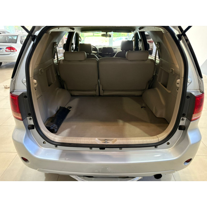 TOYOTA Hilux SW4 3.0 16V 4P SRV 4X4 TURBO DIESEL AUTOMÁTICO