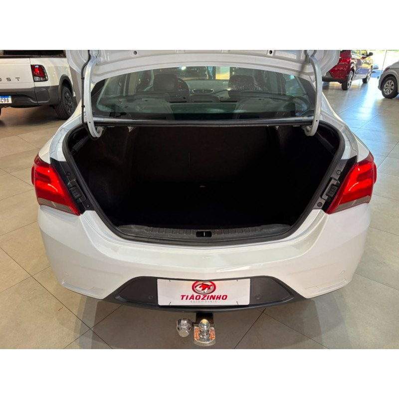 CHEVROLET Prisma 1.4 4P LT FLEX
