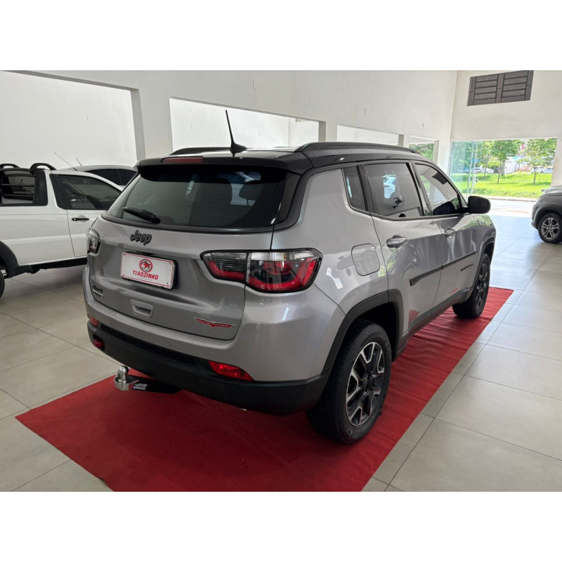 JEEP Compass 2.0 16V 4P TRAILHAWK TURBO DIESEL 4X4 AUTOMÁTICO