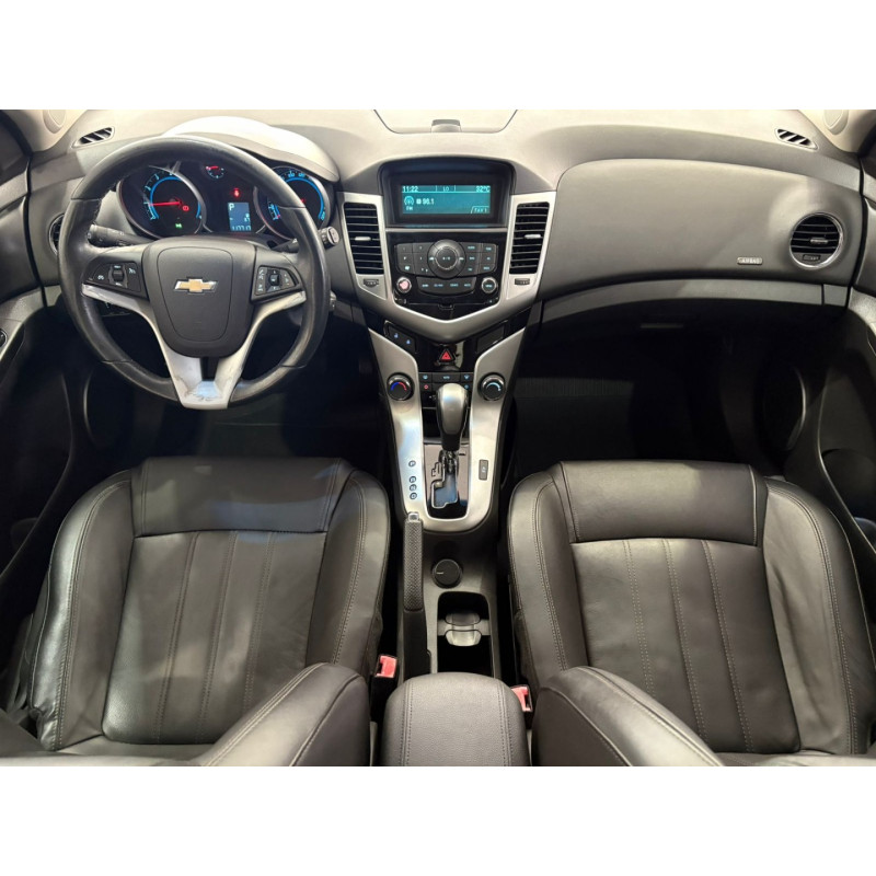 CHEVROLET Cruze Hatch 1.8 16V 4P LT SPORT6 FLEX AUTOMÁTICO