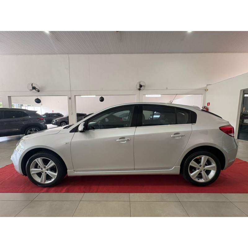CHEVROLET Cruze Hatch 1.8 16V 4P LT SPORT6 FLEX AUTOMÁTICO