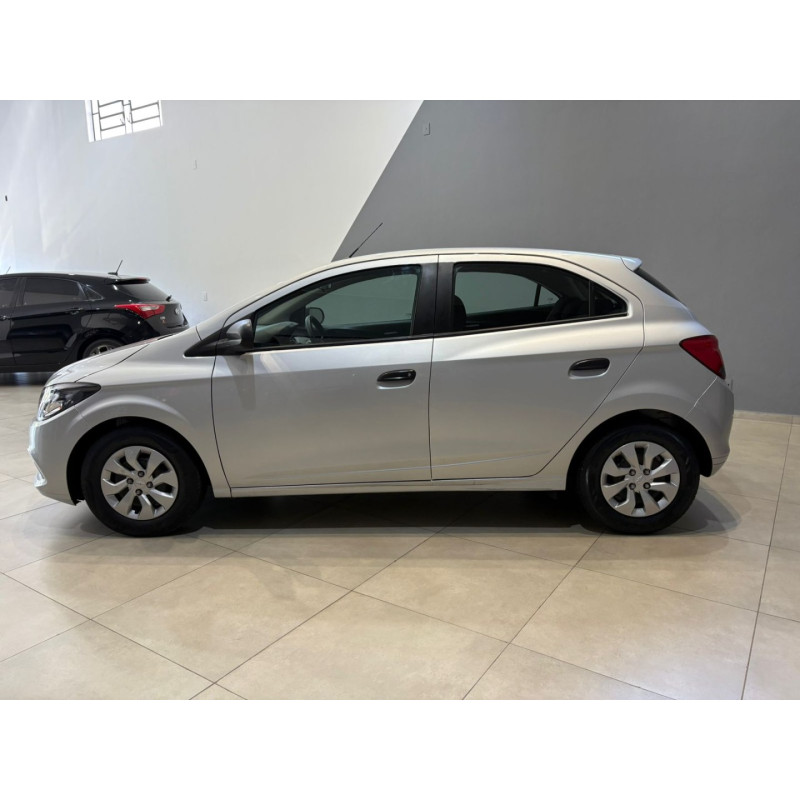 CHEVROLET Onix Hatch 1.0 4P FLEX JOY