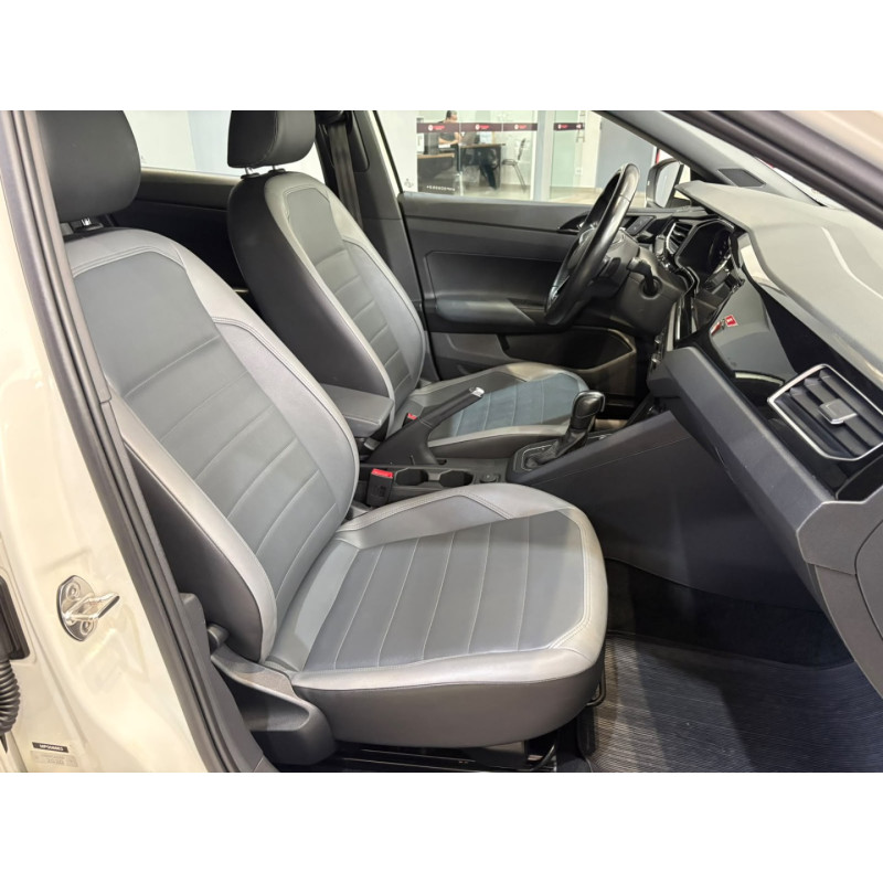 VOLKSWAGEN Nivus 1.0 4P FLEX 200 TSI HIGHLINE TURBO AUTOMÁTICO