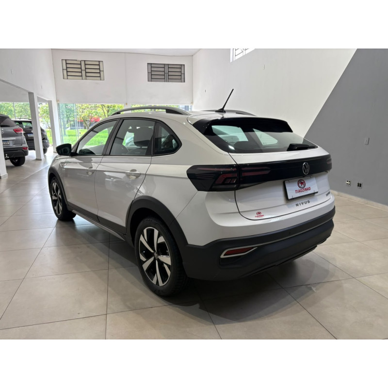 VOLKSWAGEN Nivus 1.0 4P FLEX 200 TSI HIGHLINE TURBO AUTOMÁTICO