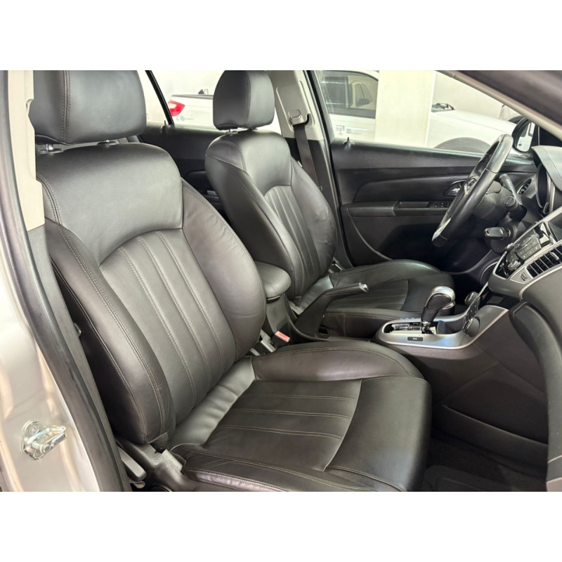 CHEVROLET Cruze Hatch 1.8 16V 4P LT SPORT6 FLEX AUTOMÁTICO