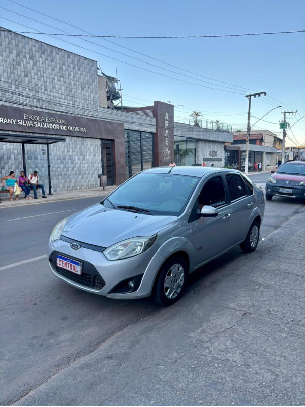 FIESTA SEDAN FLEX