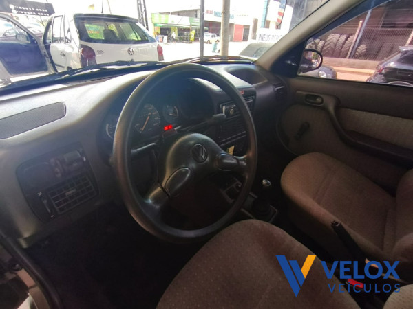 VOLKSWAGEN Gol 1.6 CLI