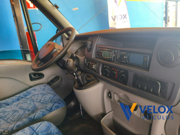 RENAULT Master 2.5 16V 3P DIESEL MINIBUS L3H2 16 LUGARES