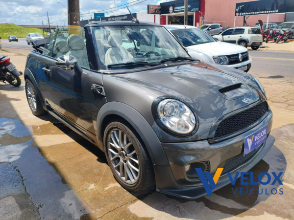 MINI John Cooper Works 1.6 16V CABRIO TURBO AUTOMÁTICO