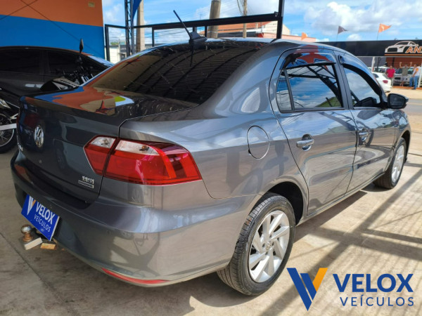 VOLKSWAGEN Voyage 1.6 4P FLEX MSI AUTOMÁTICO