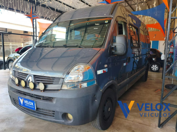 RENAULT Master 2.5 16V 3P DIESEL MINIBUS L3H2 16 LUGARES